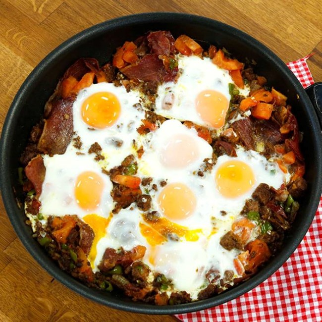 Pastırmalı Yumurta